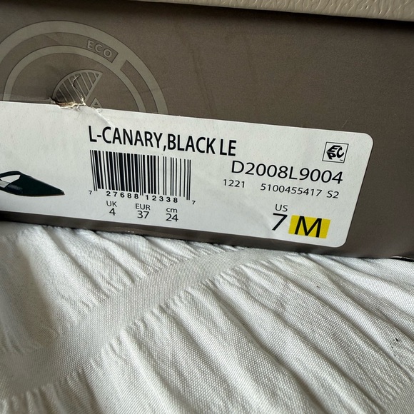 Franco Sarto Black Women's Flats - Picture 5 of 5